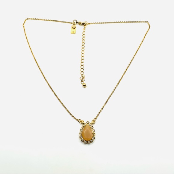 β
Kate Spade New York Gold-Tone Teardrop Crystal Pendant Necklace β
- Picture 3 of 17